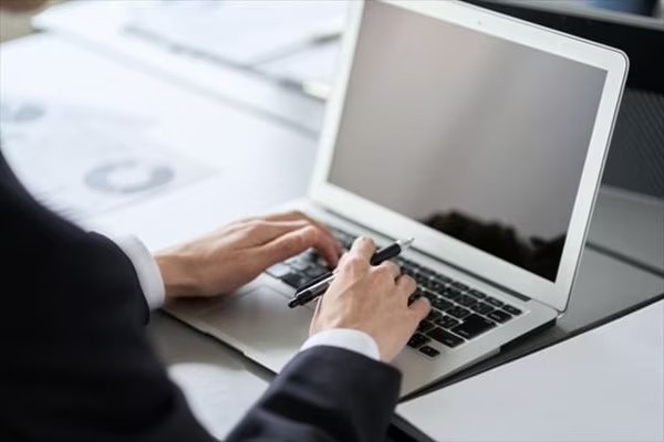 書類の作成を代行するサービスのメリットと事例を紹介