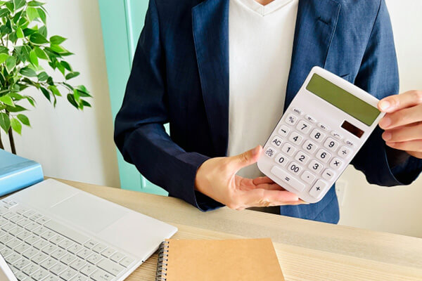 経理アウトソーシングの費用相場はいくら？